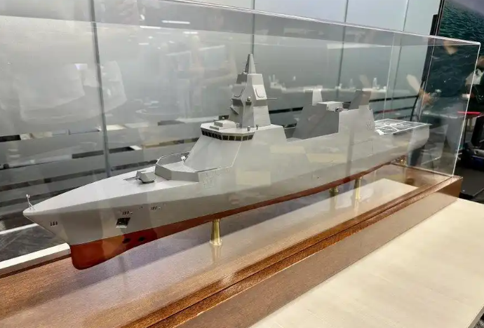 技术派｜新加坡最大、最强军舰下水，抢占海上无人作战高地